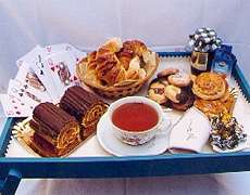 Envio y venta de flores ,rosas, plantas,arreglos florales ,regalos y desayunos a domicilio con delivery gratis en la Ciudad Autonoma de Buenos Aires y con costo de env�o en localidades del Gran Buenos Aires asi como delivery de flores y plantas a trav�s de florerias asociadas en todas las provincias de la Argentina, Buenos Aires, la Pampa, Tucuman, La Rioja, R�o Negro, Entre Rios, Corrientes, Misiones, Neuquen, Chubut, Tierra del Fuego, Santa Cruz, San Luis, Mendoza, Cordoba, Jujuy, Formosa, Santiago del Estero, Salta, Chaco, Catamarca ,San Juan, y ademas realizamos el delivery de flores ,coronas,palmas , plantas y regalos a todas las ciudades de Argentina, Mar del Plata, C�rdoba, Buenos Aires, con cargo en Santa Rosa, La Plata, Bella Vista, Neuquen, Pilar, Paran�, Posadas, Resistencia, Cipolleti y mas de 300 ciudades y localidades en todo el territorio de nuestro pa�s, asi como tambien tenemos la posibilidad de enviar flores a casi todo el mundo en cuestion de horas